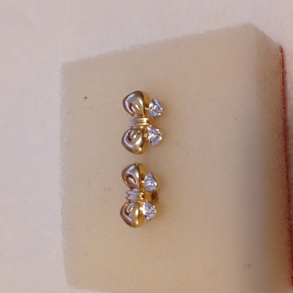 14kt earrings